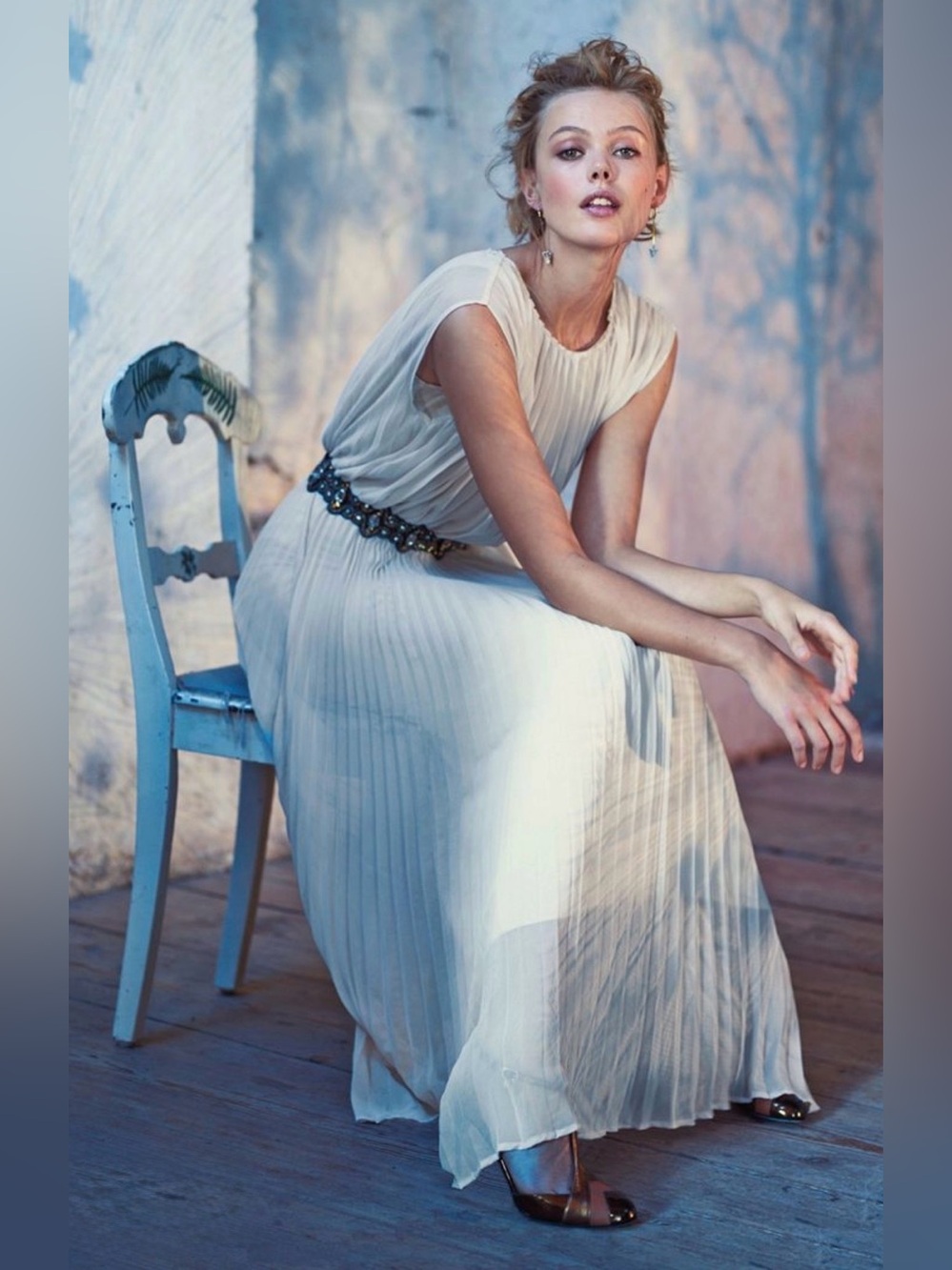 Anthropologie BORDEAUX midi Elegant Pleated Cap-Sleeve Dress in dusty blue
